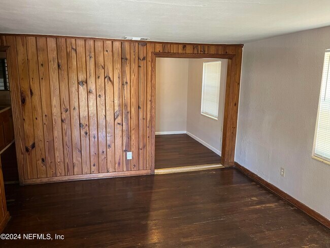 Foto del edificio - 1624 Linden Ave