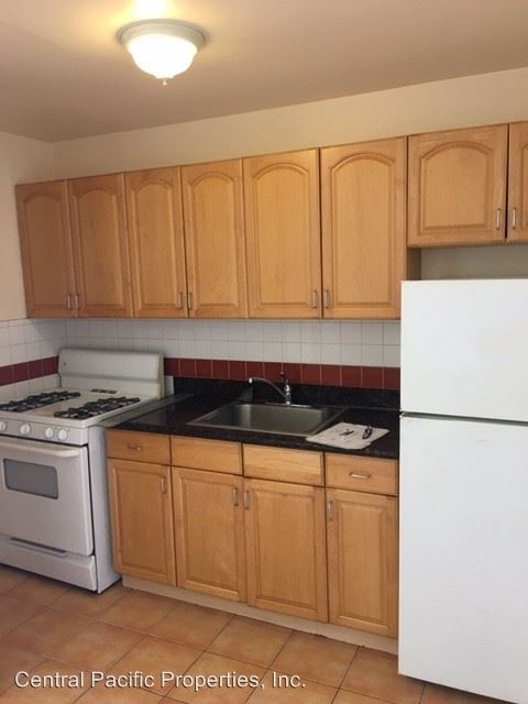 Building Photo - 727 Mahiai St