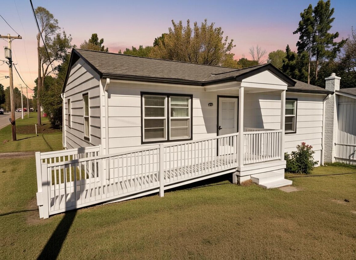 Photo - 1701 Franklin Ave