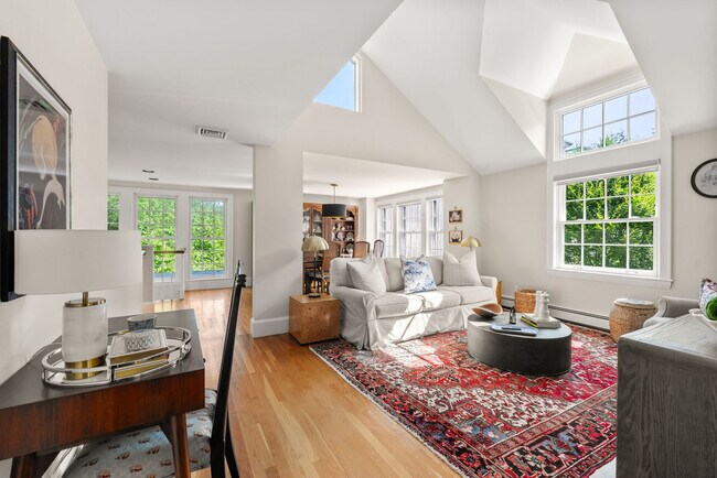 Foto del edificio - 427 Westfield St