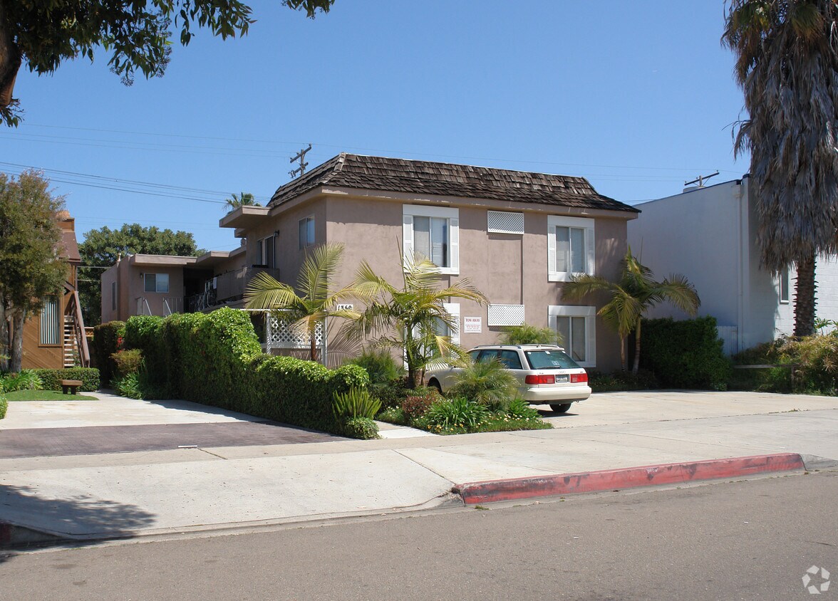 Foto principal - 1360 Hornblend St