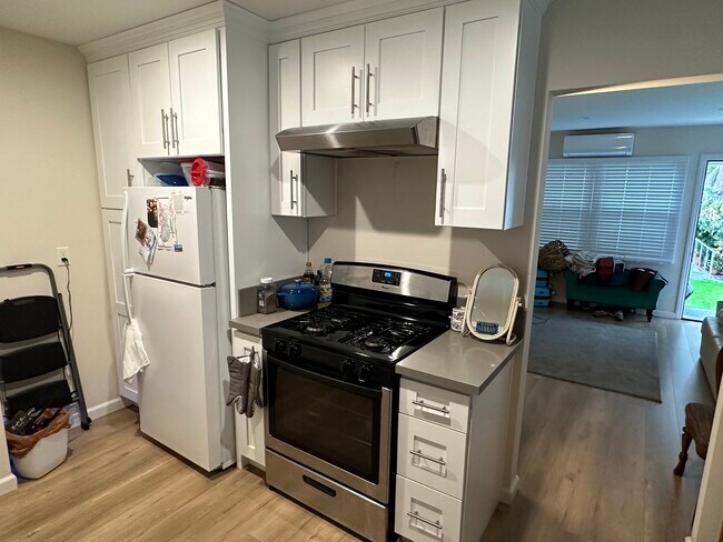 Foto del edificio - Cross Apartments