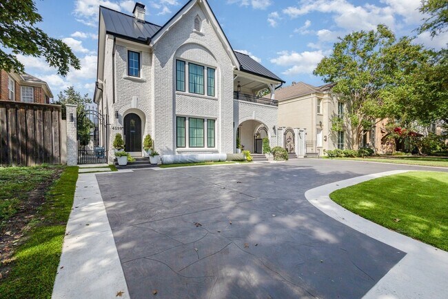 Foto del edificio - 4148 Normandy Ave