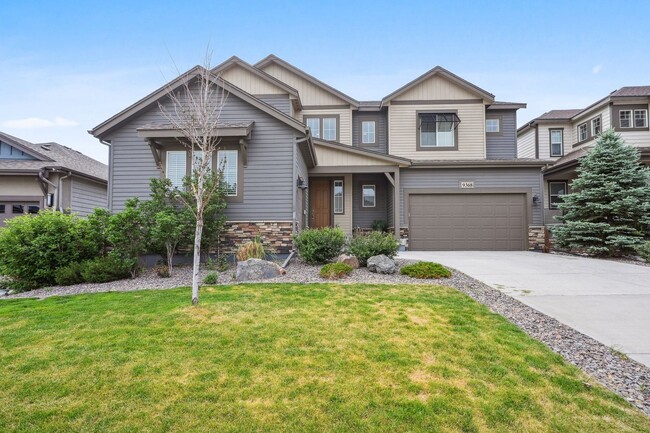 Building Photo - Stunning 5 BR/4 1/2 BA home in Candelas!!