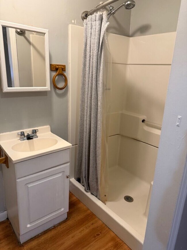 Foto del edificio - Strawberry Plains 37871 - 1 bedroom, 1 bath efficiency. Rent includes all utilities - Call Linda ...