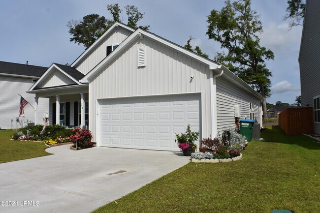 Building Photo - 179 Great Bend Dr