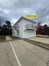 Building Photo - 213 Park W Loop