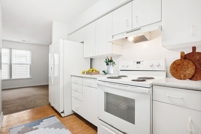 Photo - Poplar Manor Apartments