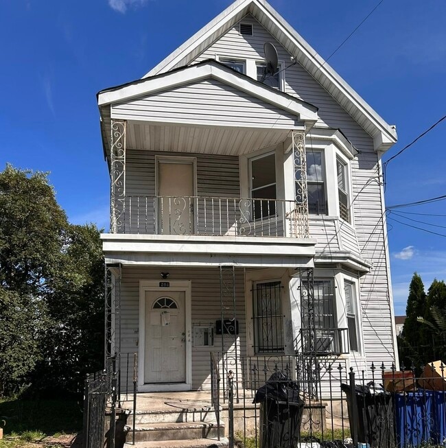 Foto del edificio - 206 Peshine Ave