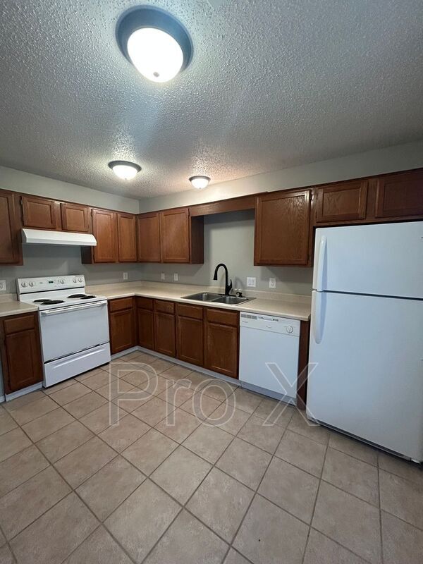 Foto del edificio - 3500 SW Victoria Pl