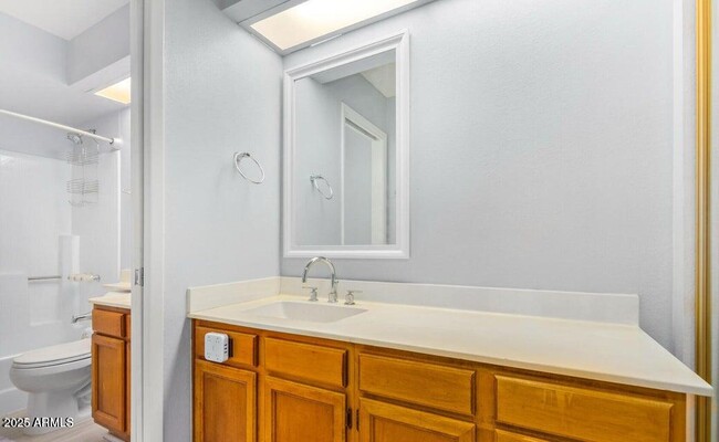 Foto del edificio - 700 E Mesquite Cir