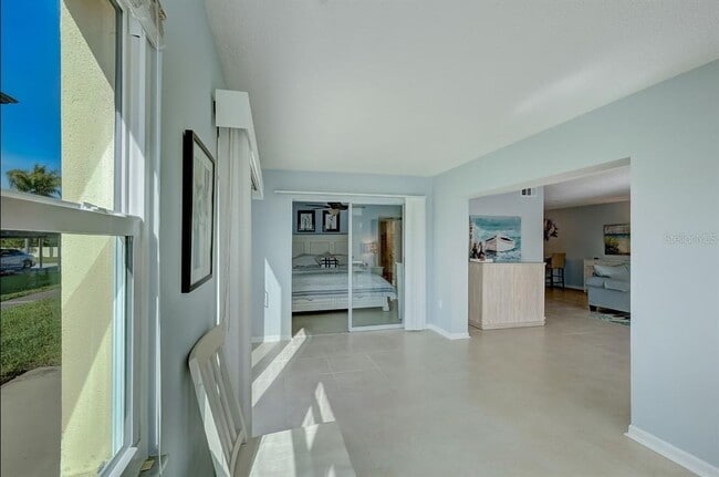 Building Photo - 4518 Garnet Dr