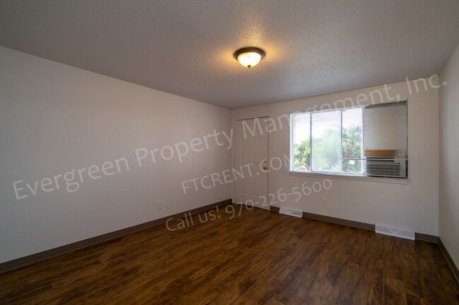 Building Photo - 4912 S Iowa Ave