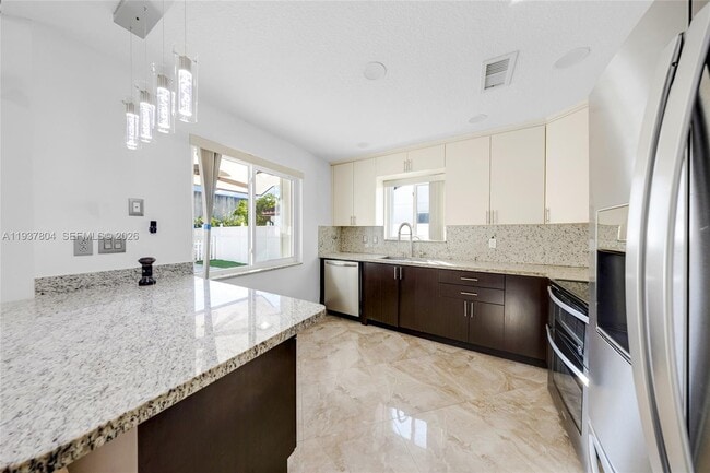 Building Photo - 6240 Gauntlet Hall Ln