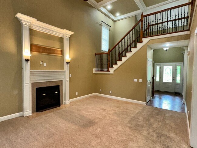 Building Photo - BEAUTIFUL, SPACIOUS 5 BR, 4.5 BATH HOME! G...