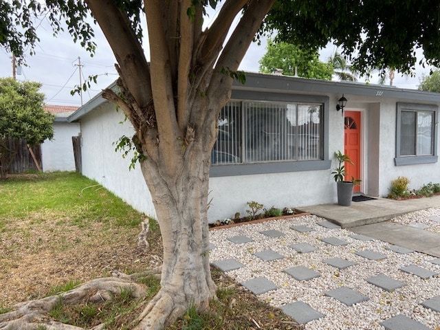 Exterior - Street View - 337 E Amerige Ave