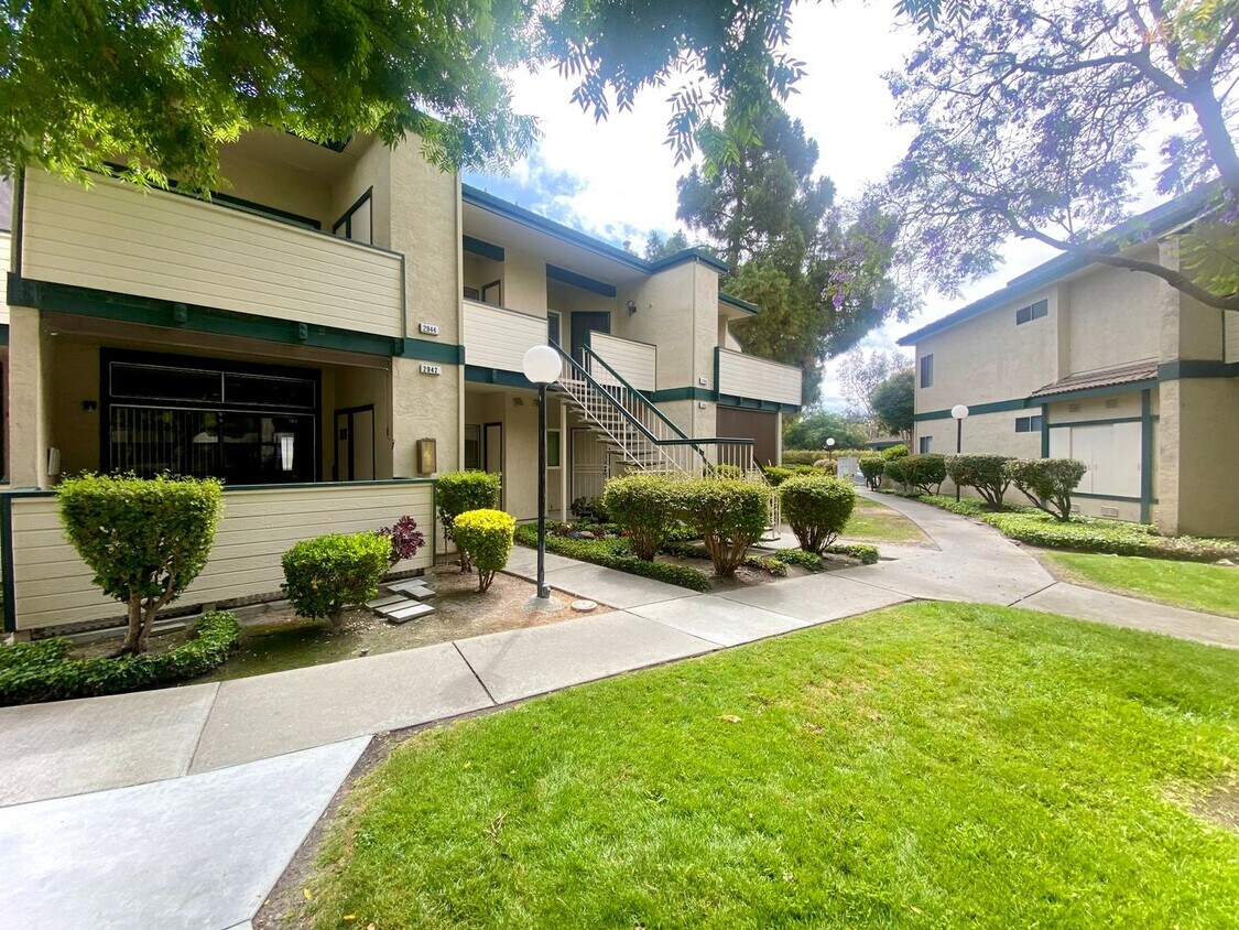 Foto principal - CUTE, COMFY & CONVENIENT CONDO IN UNION CITY