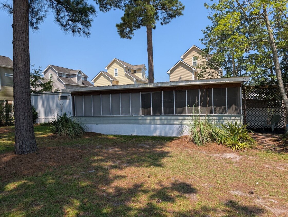 Foto principal - 3 Bedroom 2 Bath manufactured home located...