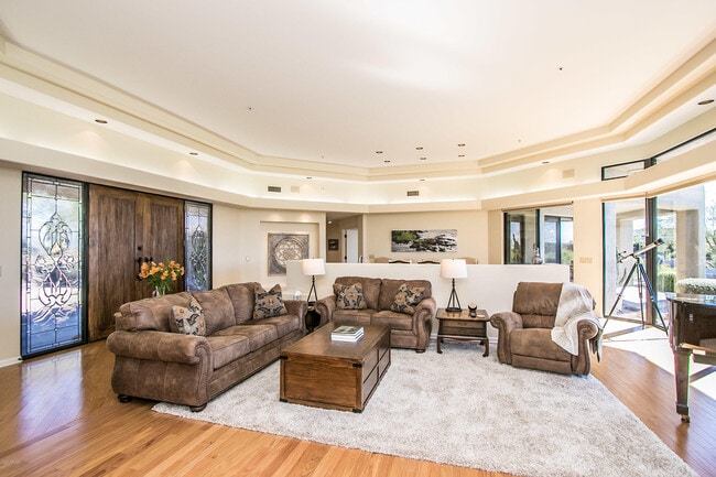 Building Photo - 10665 E Palo Brea Dr