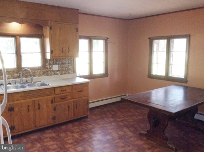 Foto del edificio - 227 Goat Hill Rd