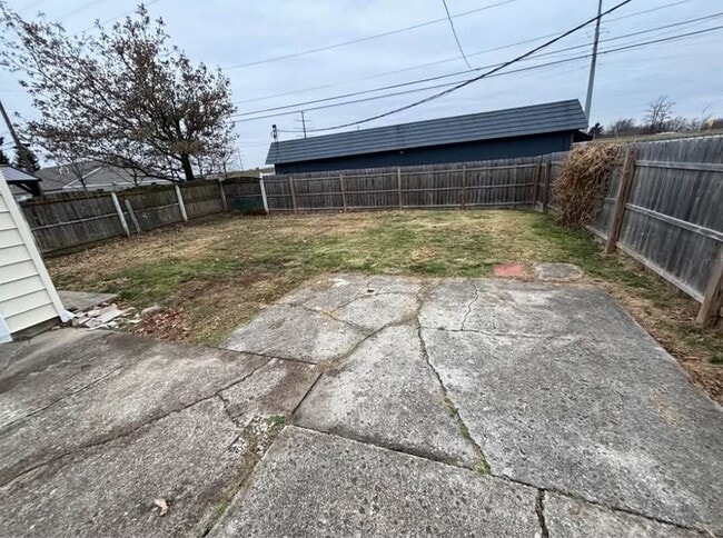 Building Photo - 706 Saratoga Ave