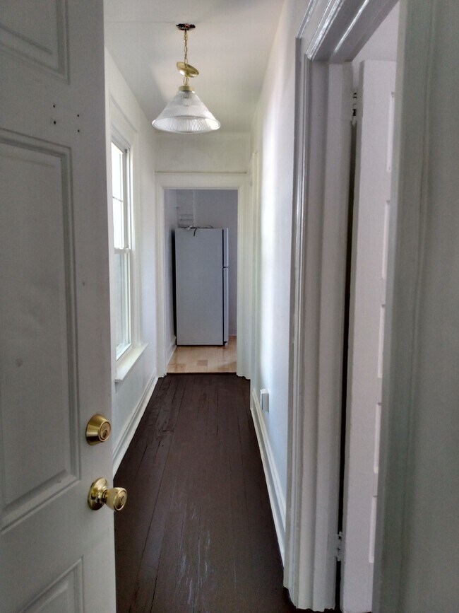 Hall way upon entering - 1634 Virginia St E