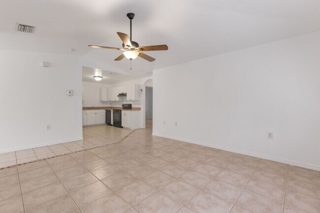 Building Photo - Duplex Lehigh Acres 221