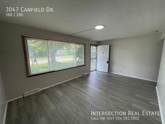 Foto del edificio - 3047 Canfield Dr