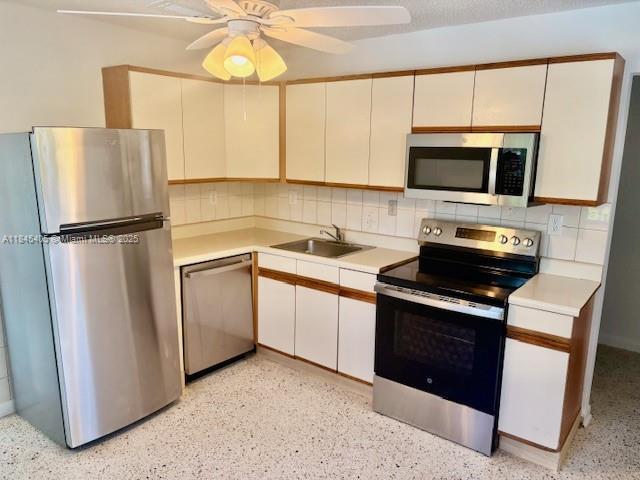 Foto del edificio - 2837 SW 33rd Ave