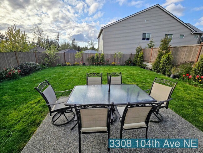 Foto del edificio - 3308 104th Ave NE