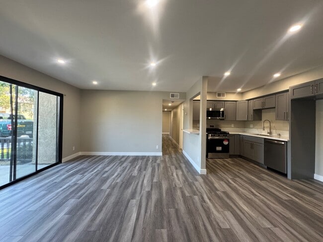 Building Photo - 31200 Landau Blvd
