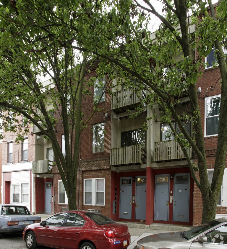 Primary Photo - 710 S 19th St
