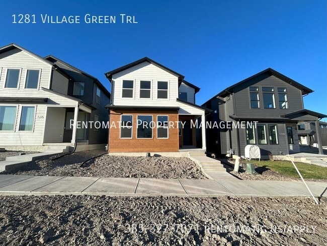 Photo - 1281 Vlg Grn Trl House