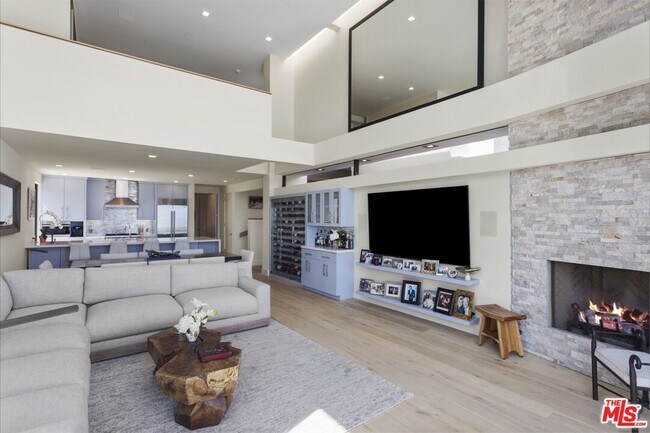 Foto del edificio - 3851 Sweetwater Canyon Dr