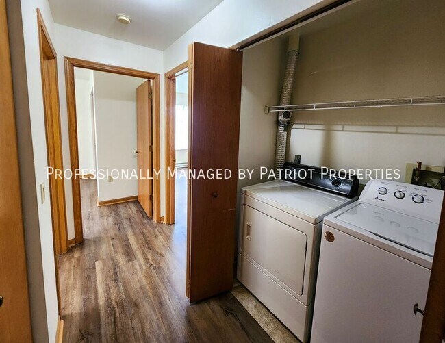 Foto del edificio - 934 Jana Ln