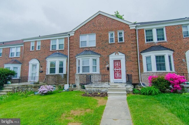 Building Photo - 1527 Northgate Rd