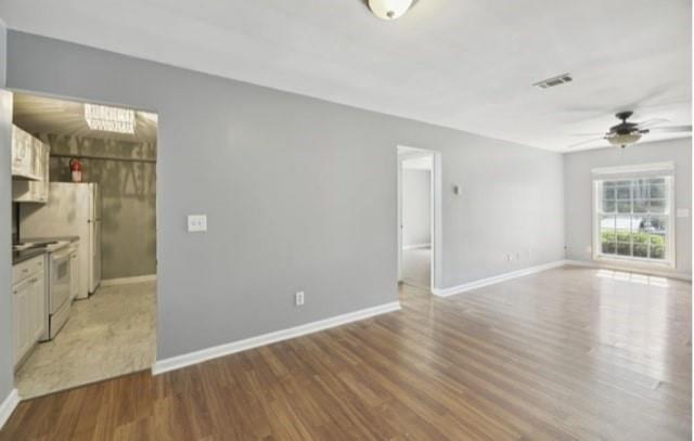 Building Photo - 3091 Colonial Way