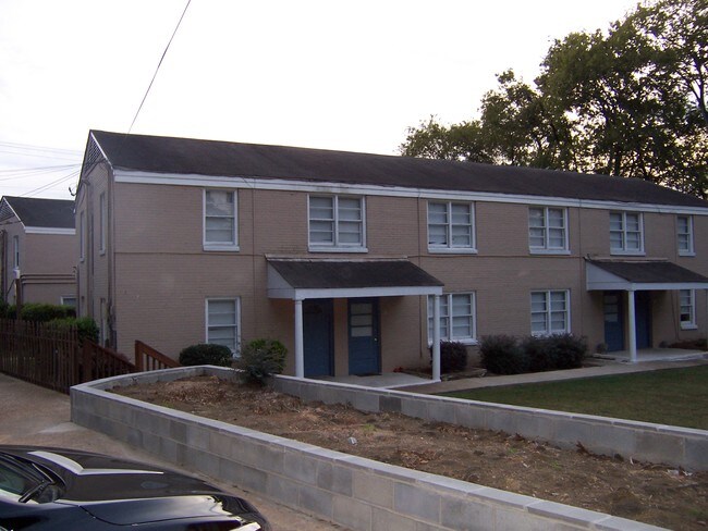 Building Photo - Wareingwoood Apartments