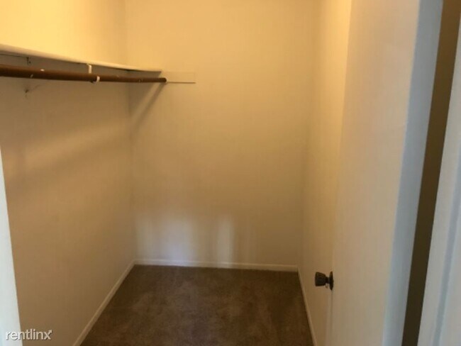 Building Photo - 1 br, 1 bath Apartment - 209 W Cota St