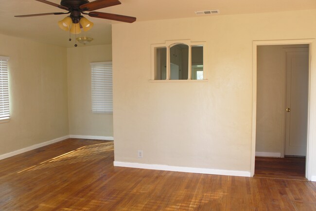 Foto del edificio - 278 W Ave L