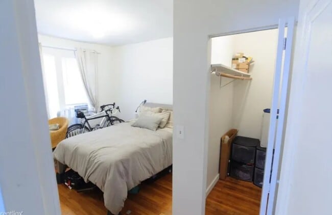 Photo - 385 Ives St Apartment