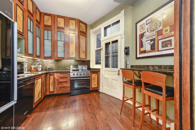 Cocina - 1728 N Wells St