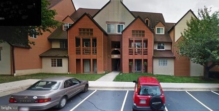Building Photo - 4952 Columbia Rd