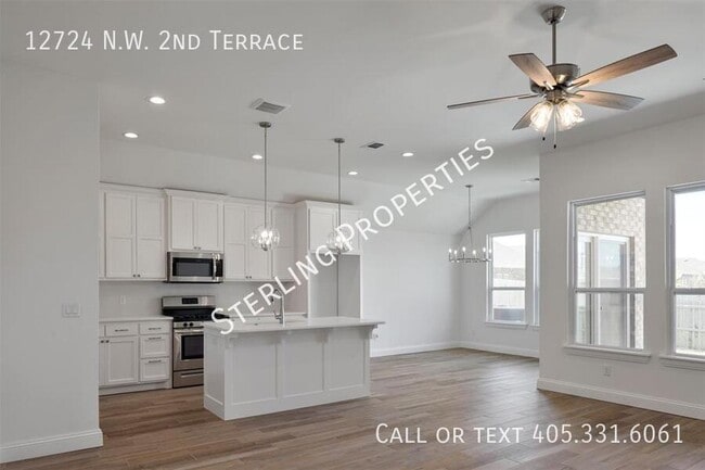 Building Photo - 12724 NW 2nd St