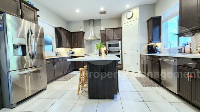Foto del edificio - 6513 E Rose Marie Ln