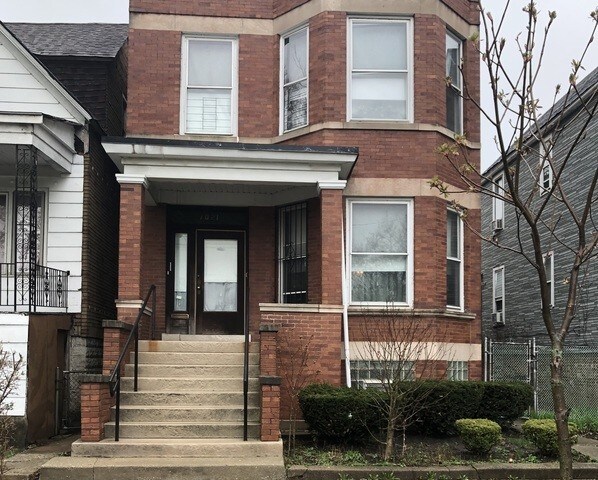 Primary Photo - 7021 S Aberdeen St