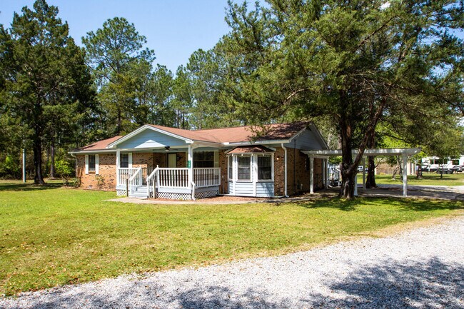 Building Photo - 1401 Co Hwy 3280