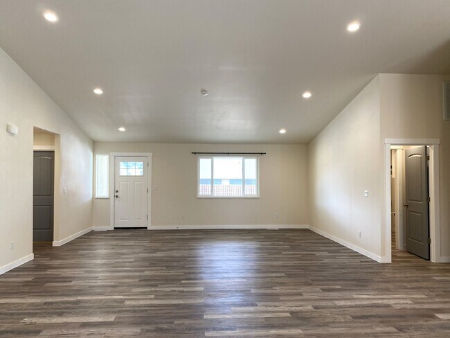 Foto del edificio - New Construction in Dallesport