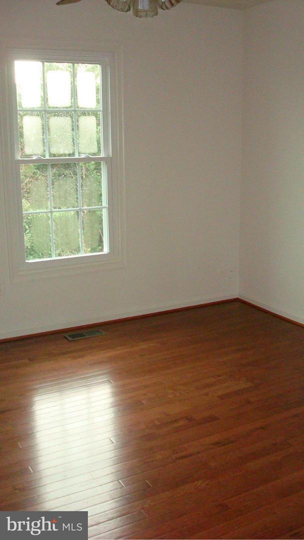 Building Photo - 10727 Gideon Ct