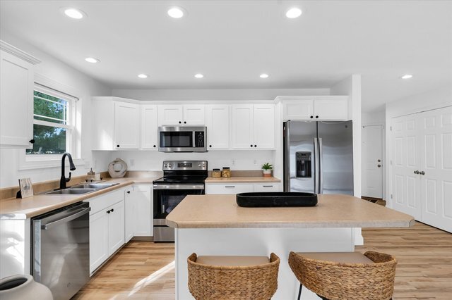 Foto del edificio - 1701 E Amber Ln